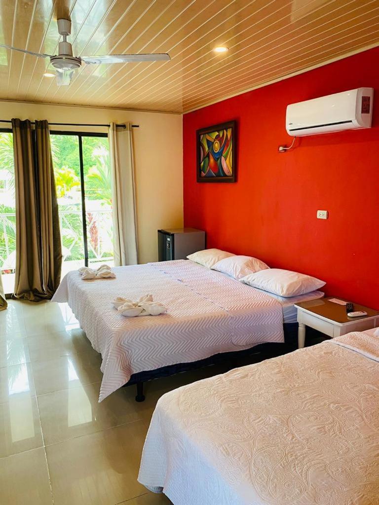 Millenium Manuel Antonio Park And Beach Екстериор снимка
